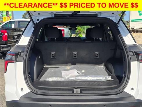 New 2026 Chevrolet Equinox LT AWD/4WD image 18