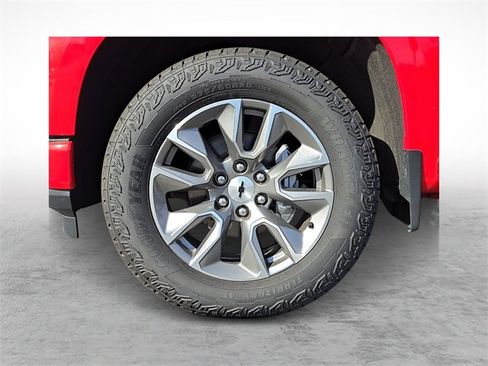 Used 2022 Chevrolet Silverado 1500 RST image 8