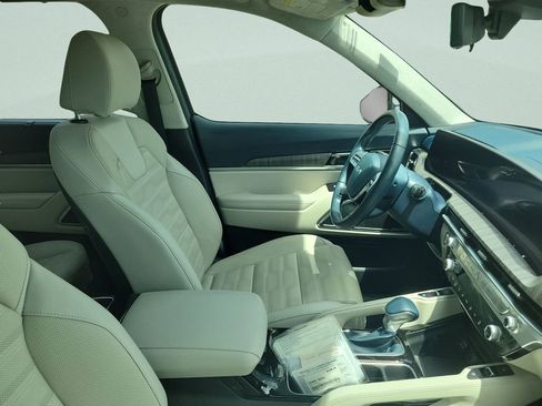Used 2024 Kia Telluride SX Prestige image 5