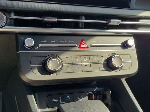 New 2026 Hyundai Tucson SE image 27