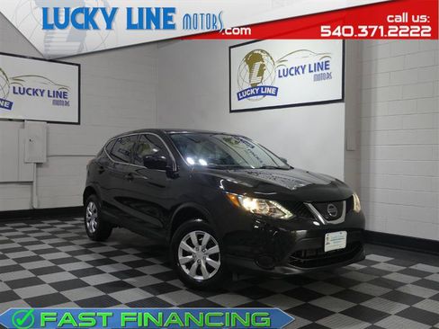Used 2019 Nissan Rogue Sport S AWD/4WD image 1