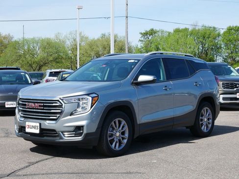 Used 2023 GMC Terrain SLT AWD/4WD image 5