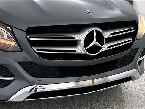 Used 2018 Mercedes-Benz GLE 350 4MATIC image 38