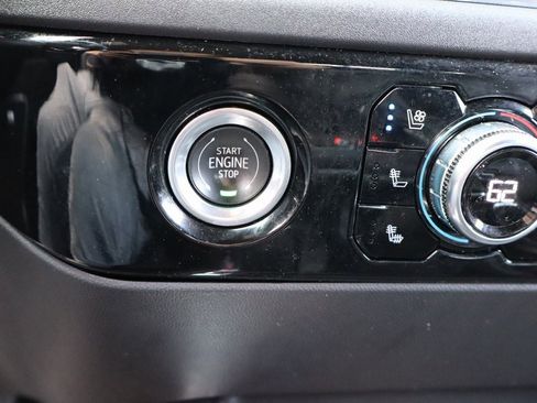 Used 2023 GMC Sierra 1500 SLT w/ SLT Premium Package image 12