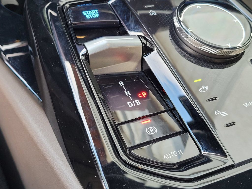 Used 2024 BMW i5 M60 w/ Premium Package AWD/4WD image 15