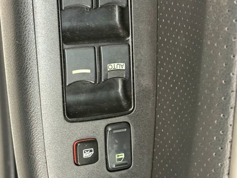 Used 2004 Acura TSX image 24