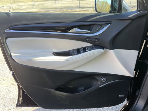 Used 2022 Buick Enclave Premium w/ Experience Buick Package image 34