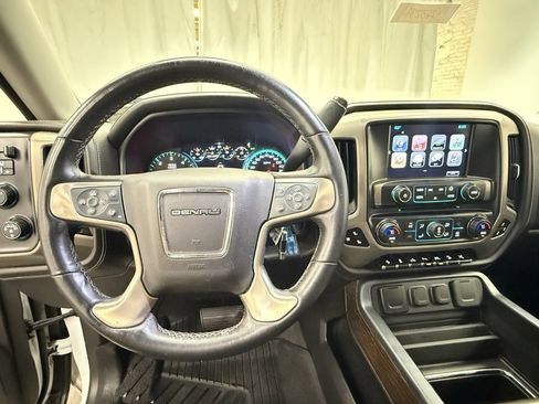 Used 2018 GMC Sierra 1500 Denali w/ Denali Ultimate Package image 28