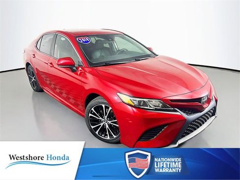 Used 2019 Toyota Camry L image 1