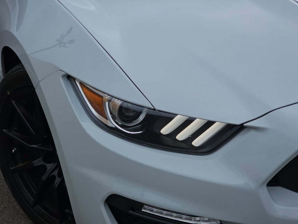 Used 2016 Ford Mustang Shelby GT350 RWD image 34