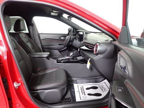 New 2026 Chevrolet Trax RS w/ Driver Confidence Package image 31