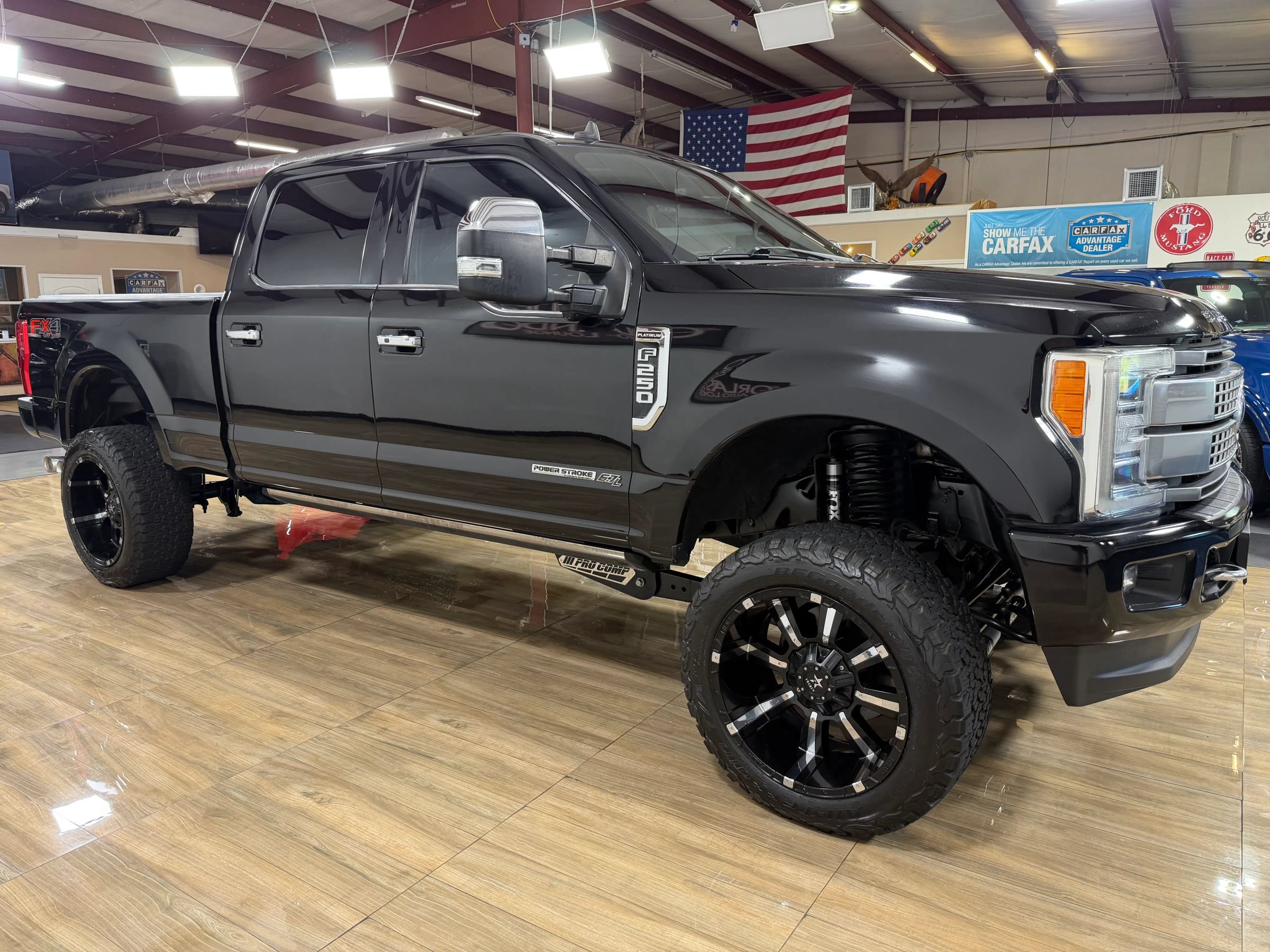 Used 2019 Ford F250 Platinum w/ Platinum Ultimate Package AWD/4WD image 4