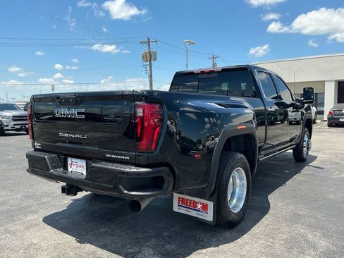 Used 2024 GMC Sierra 3500 Denali Ultimate AWD/4WD image 6