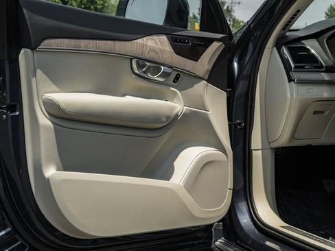 Certified 2024 Volvo XC90 B6 Plus w/ Protection Package Premier AWD/4WD image 36