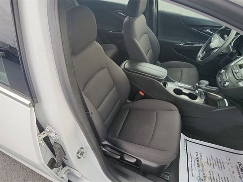 Used 2023 Chevrolet Malibu LT image 29