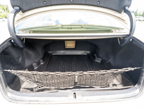 Used 2013 Lexus ES 350 w/ Luxury Pkg FWD image 44