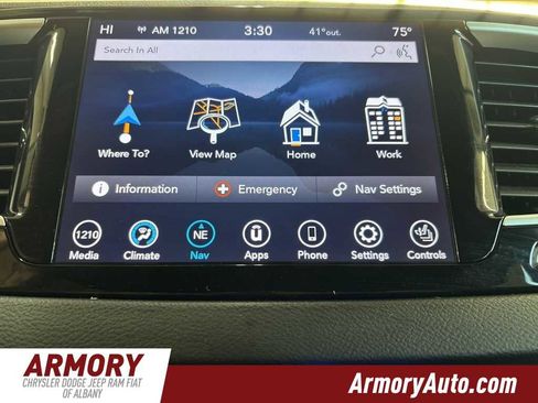 Used 2020 Chrysler Pacifica Touring-L Plus image 19