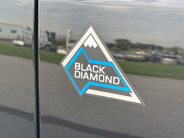 Used 2023 Ford Bronco Black Diamond AWD/4WD image 13