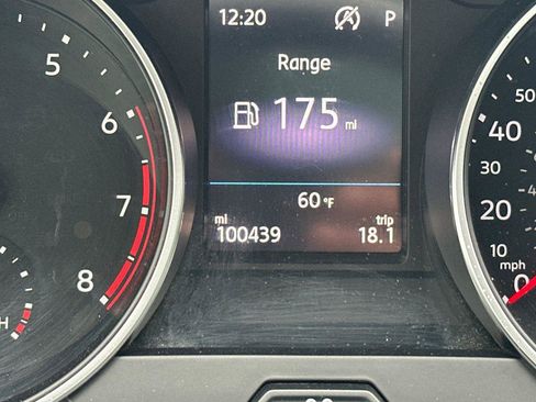 Used 2019 Volkswagen Tiguan S image 27