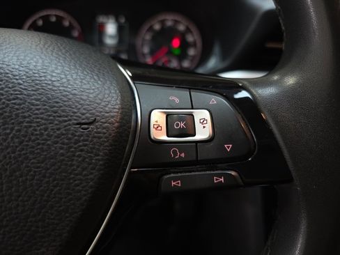 Used 2021 Volkswagen Passat 2.0T SE image 16