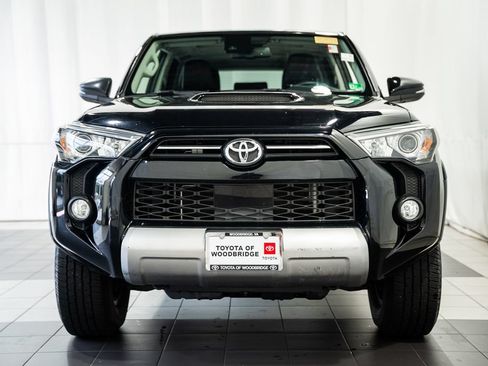 Used 2020 Toyota 4Runner TRD Off-Road Premium w/ Moonroof Package AWD/4WD image 2