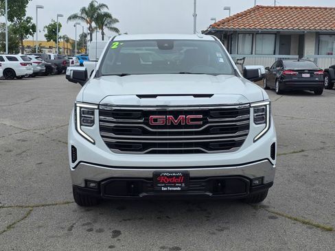 Used 2025 GMC Sierra 1500 SLT RWD image 2