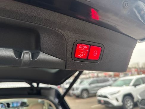 Used 2022 Mercedes-Benz GLE 350 4MATIC image 9