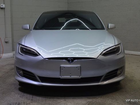 Used 2017 Tesla Model S P100D image 5