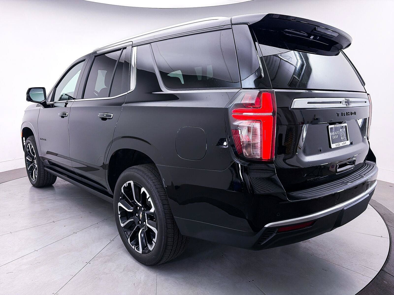 Used 2023 Chevrolet Tahoe High Country AWD/4WD image 17