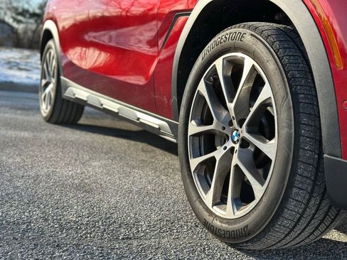 Used 2023 BMW X6 xDrive40i w/ Premium Package image 9