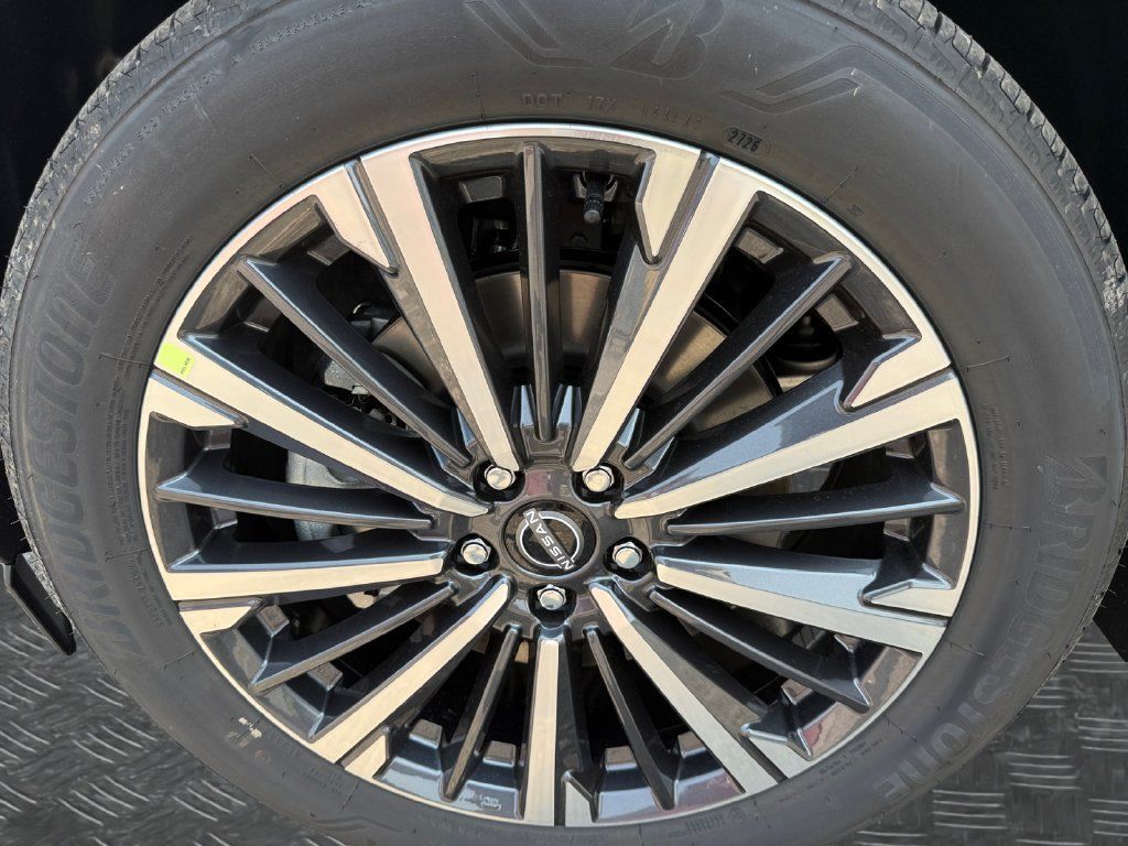 New 2026 Nissan Pathfinder Platinum AWD/4WD image 21