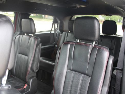 Used 2019 Dodge Grand Caravan GT FWD image 15