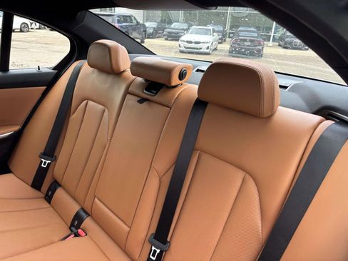 Used 2025 BMW 330i xDrive Sedan AWD/4WD image 27