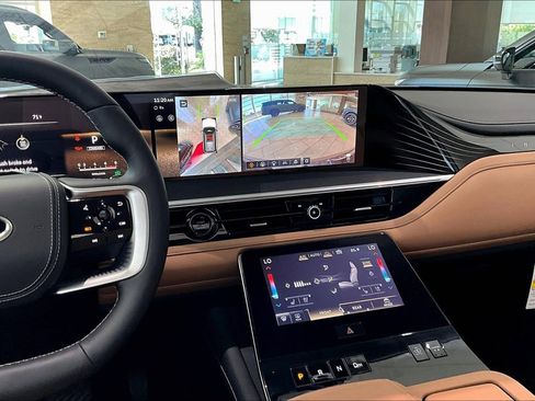 New 2025 INFINITI QX80 Sensory w/ Exterior Package image 10