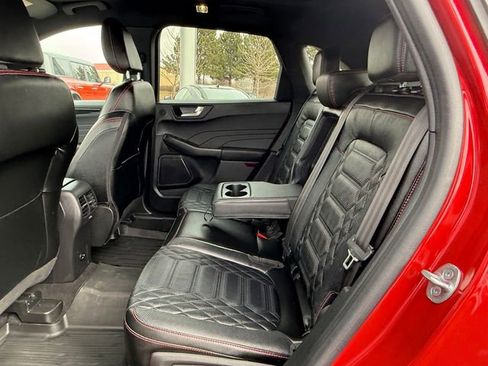 Certified 2023 Ford Escape ST-Line Elite w/ Premium Technology Package image 9