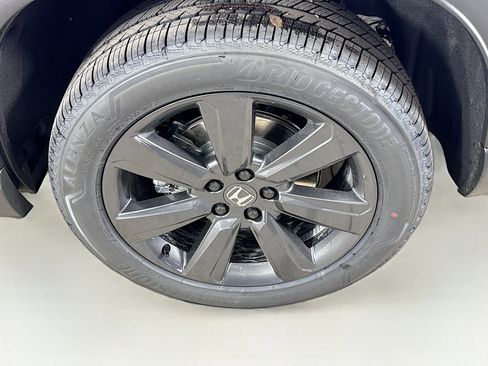 New 2026 Honda Pilot Sport image 38