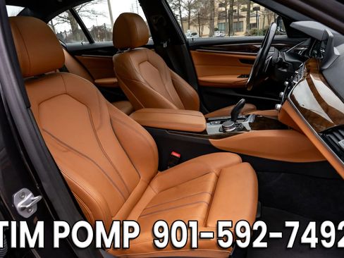 Used 2018 BMW 530i xDrive image 11