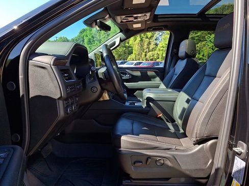 Certified 2023 Chevrolet Tahoe High Country AWD/4WD image 12