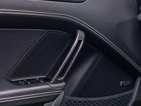 Certified 2025 Porsche 911 GT3 RWD image 51