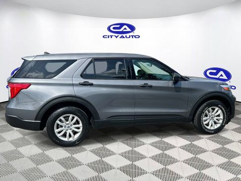 Used 2021 Ford Explorer 4WD w/ Class III Trailer Tow Package image 2