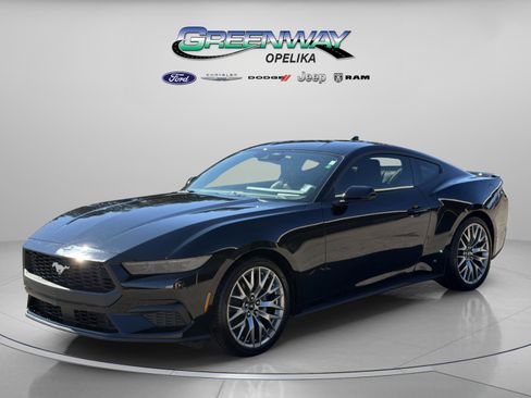 New 2026 Ford Mustang Premium image 4