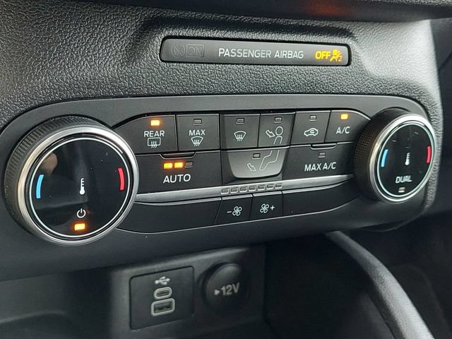 Used 2025 Ford Escape ST-Line FWD image 32