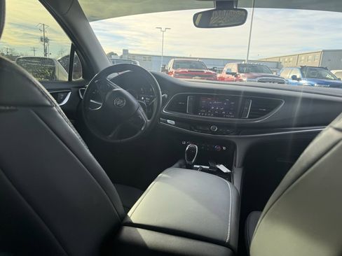 Used 2020 Buick Enclave Essence w/ Sound and Sites Package image 13