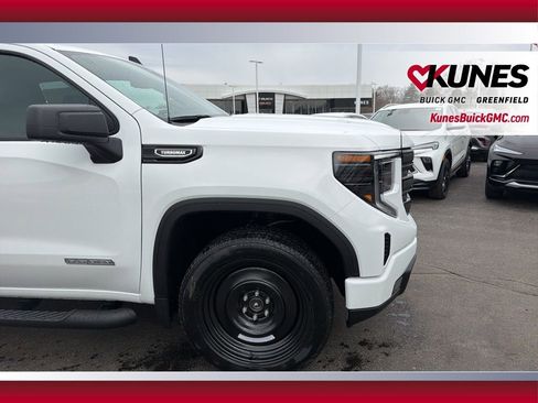 New 2026 GMC Sierra 1500 Elevation image 13