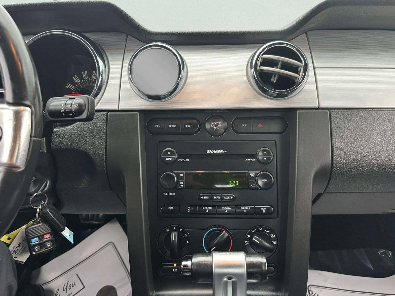 Used 2006 Ford Mustang GT RWD image 24