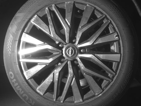 Used 2025 Nissan Altima 2.5 SV FWD image 15