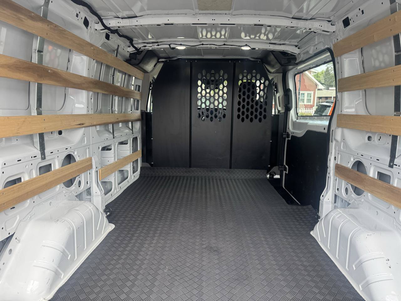 Used 2025 Ford Transit 250 Low Roof w/ Exterior Upgrade Package RWD image 13