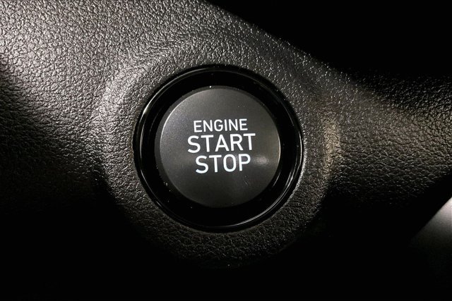 Used 2025 Hyundai Venue SEL FWD image 36