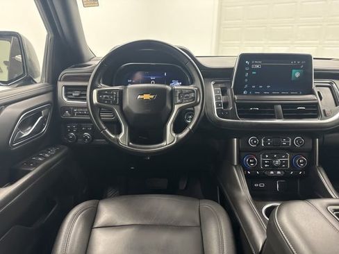 Used 2024 Chevrolet Suburban LT image 24