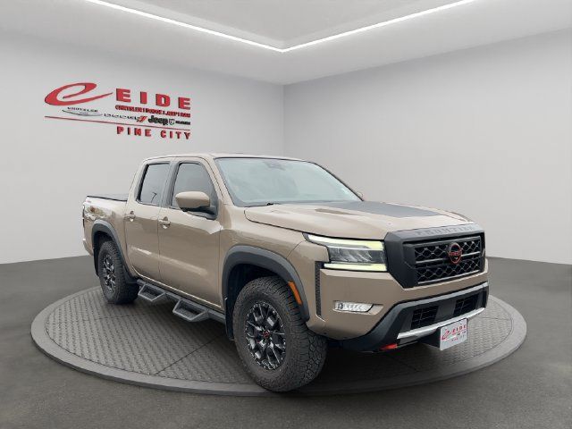Used 2022 Nissan Frontier PRO-4X w/ Pro-4X Premium Package AWD/4WD image 12